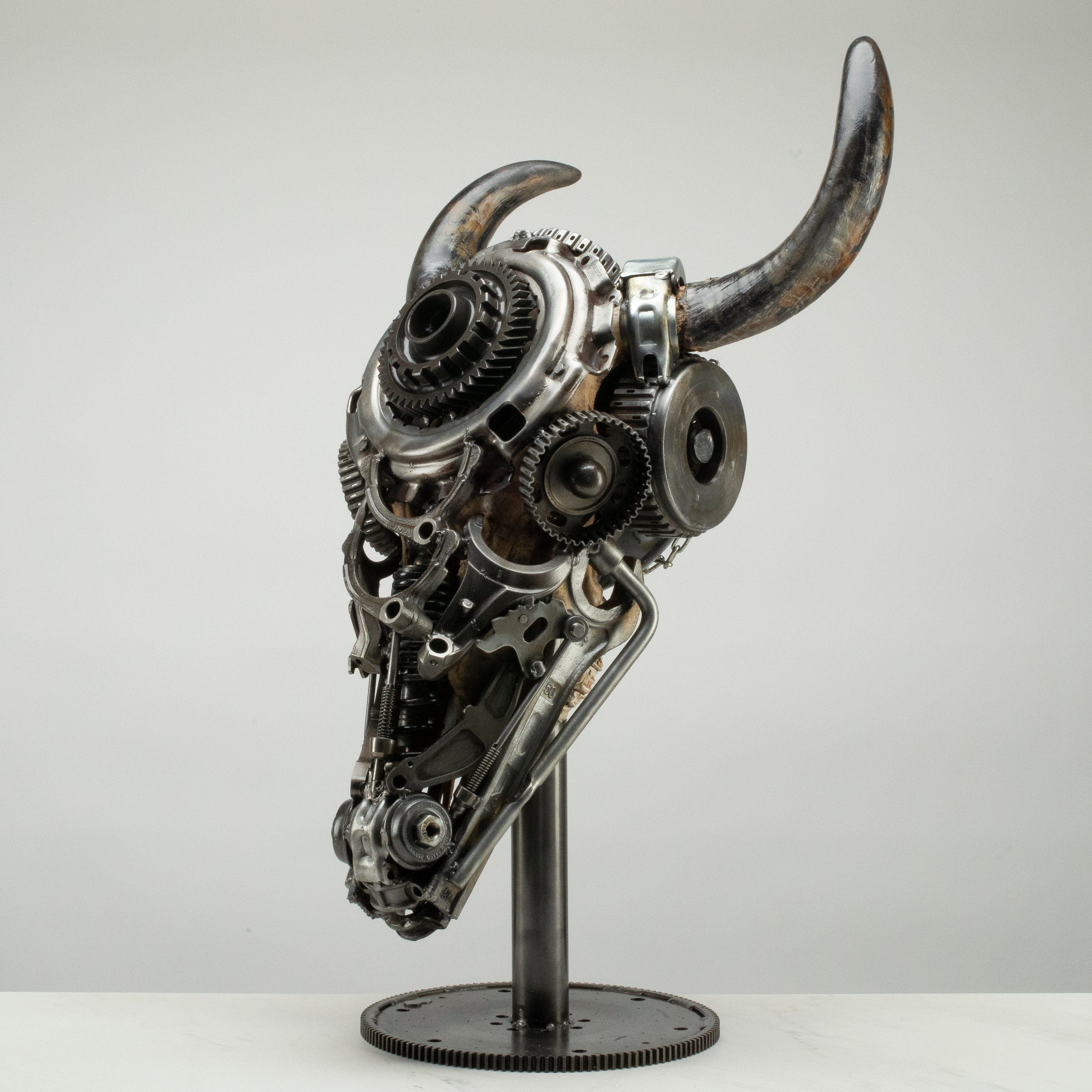 Kalifano Recycled Metal Art Bull Skull Recycled Metal Art Sculpture RMS-BSK-S145