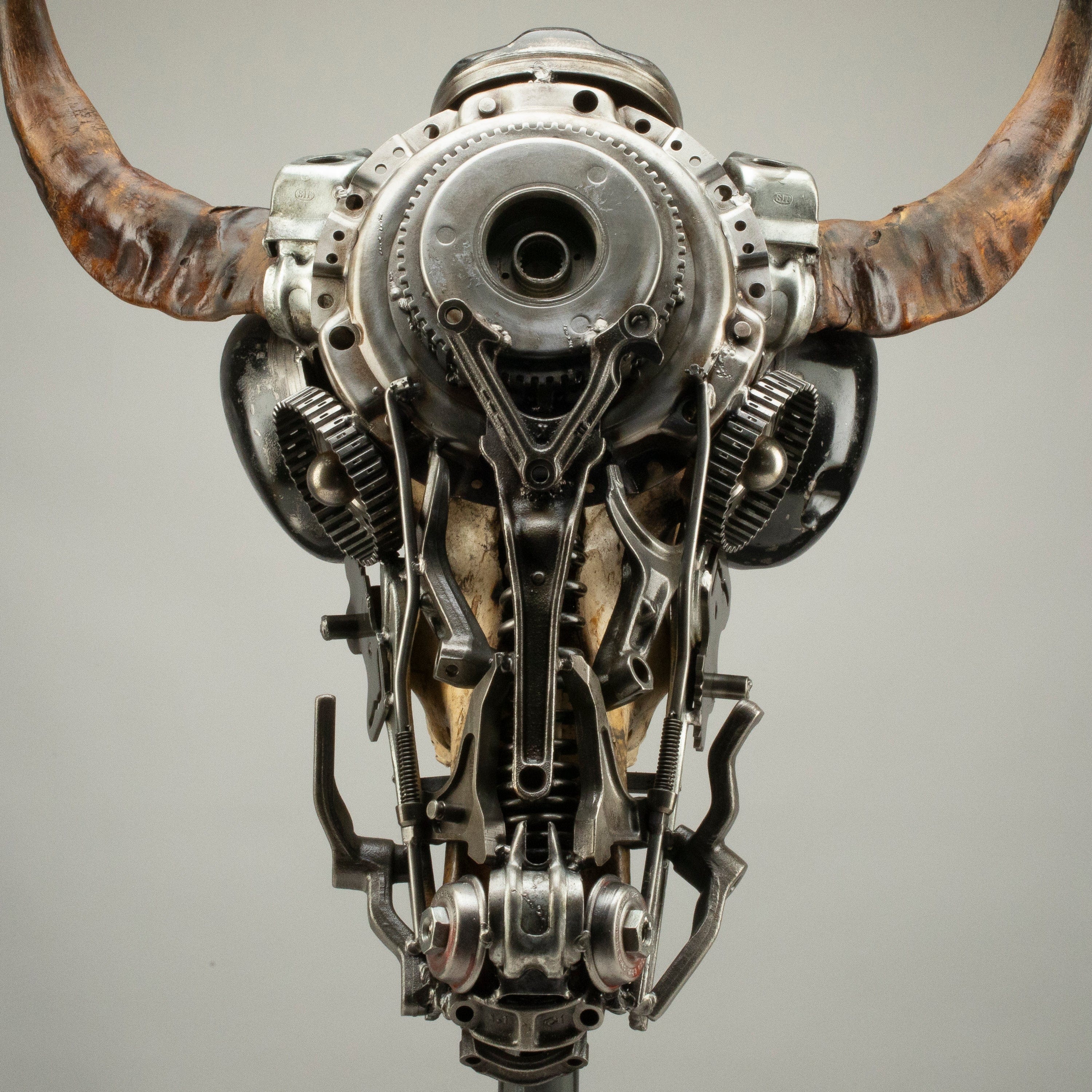 Kalifano Recycled Metal Art Bull Skull Recycled Metal Art Sculpture RMS-BSK-S156