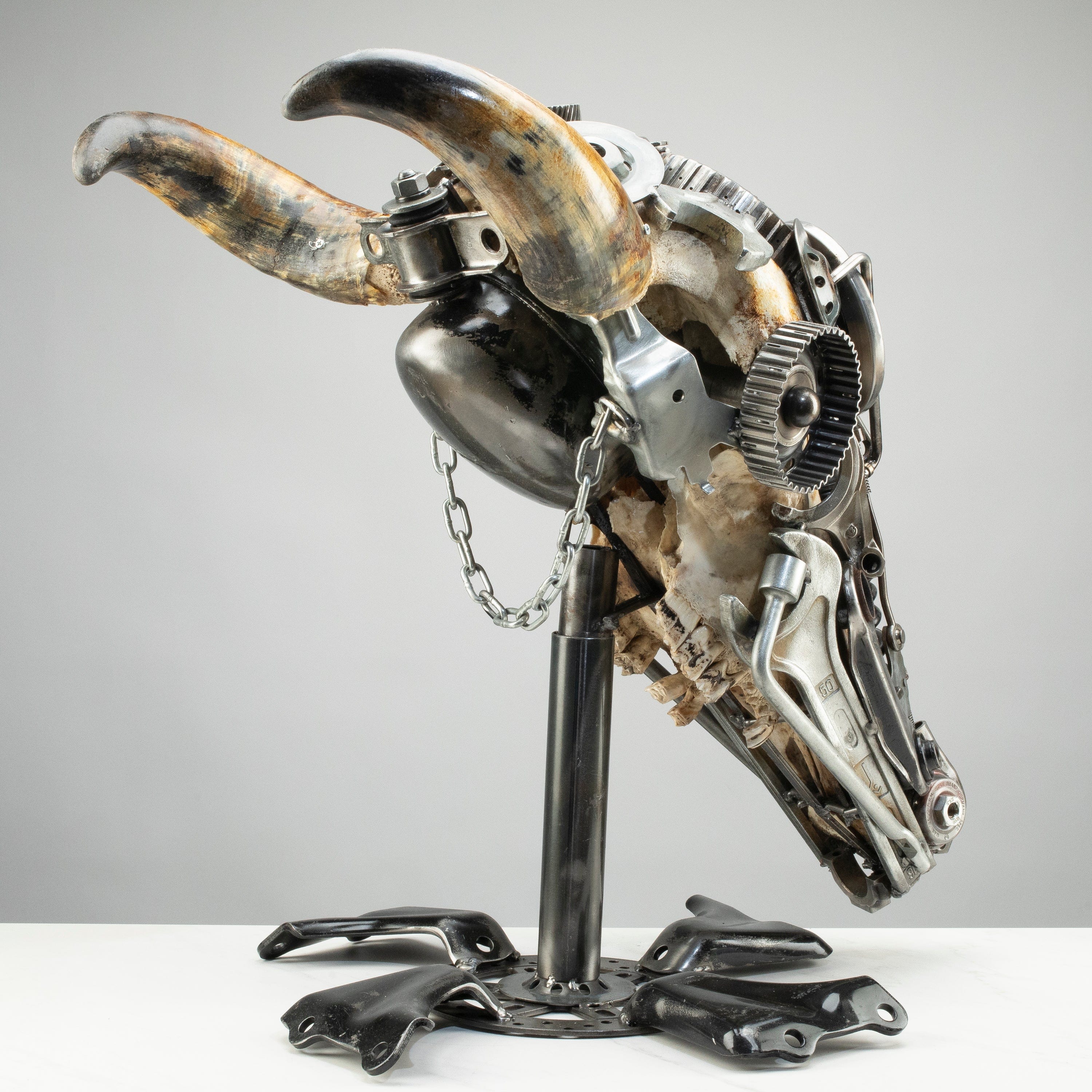 Kalifano Recycled Metal Art Bull Skull Recycled Metal Art Sculpture RMS-BSK-S196