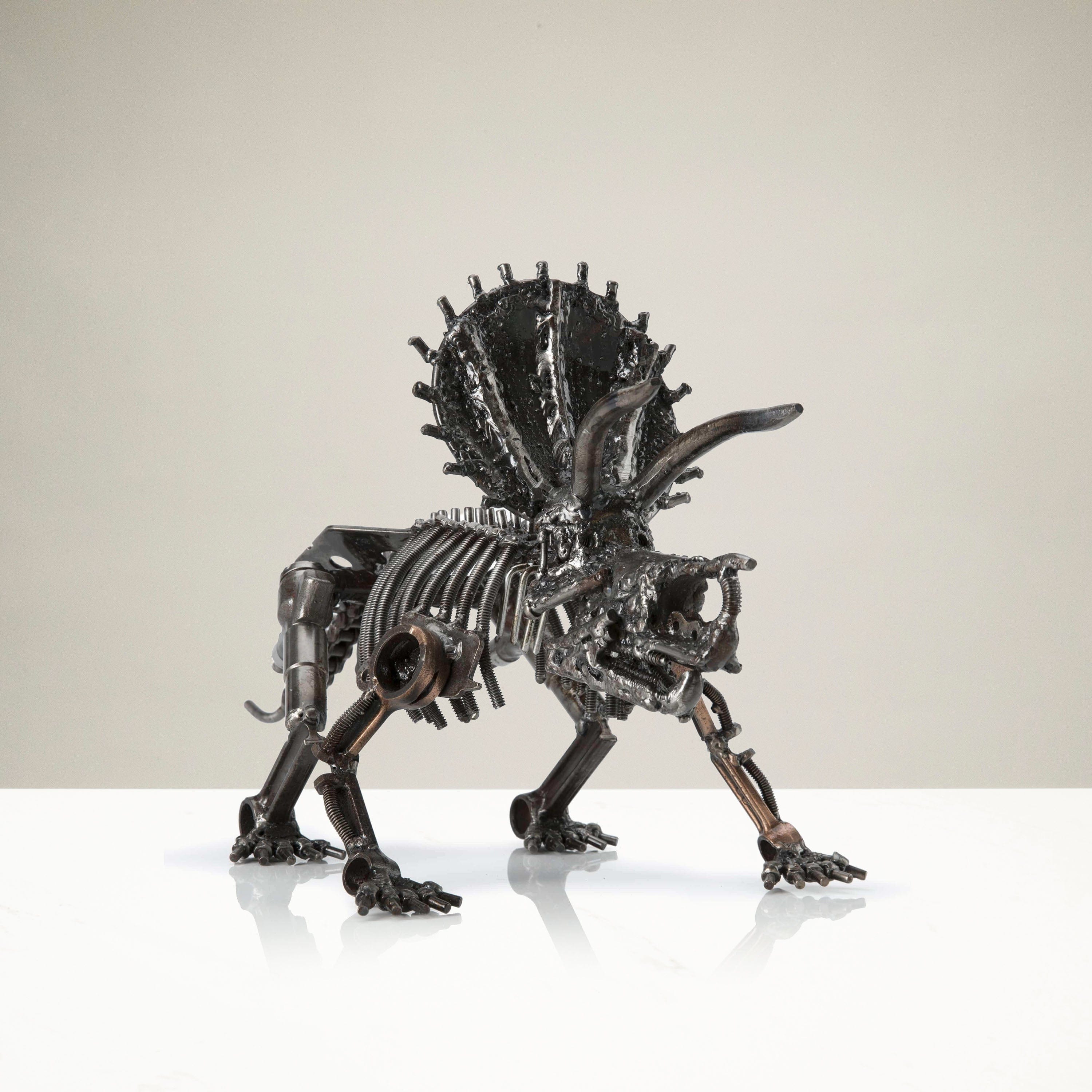 Kalifano Recycled Metal Art Triceratops Skeleton Inspired Recycled Metal Sculpture RMS-1500TS-N