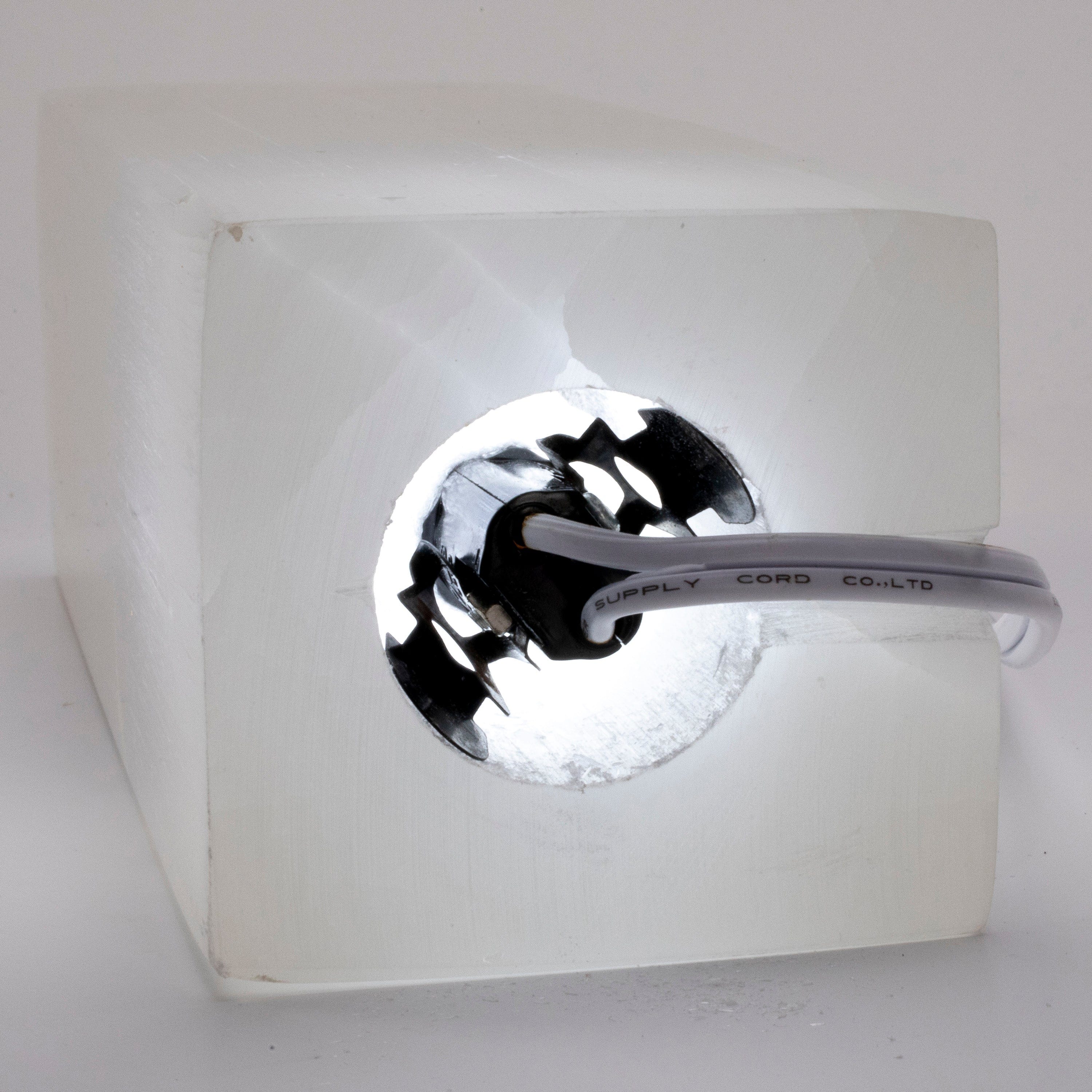 Kalifano Selenite Square Selenite Lamp from Morocco - 8" SL300-20