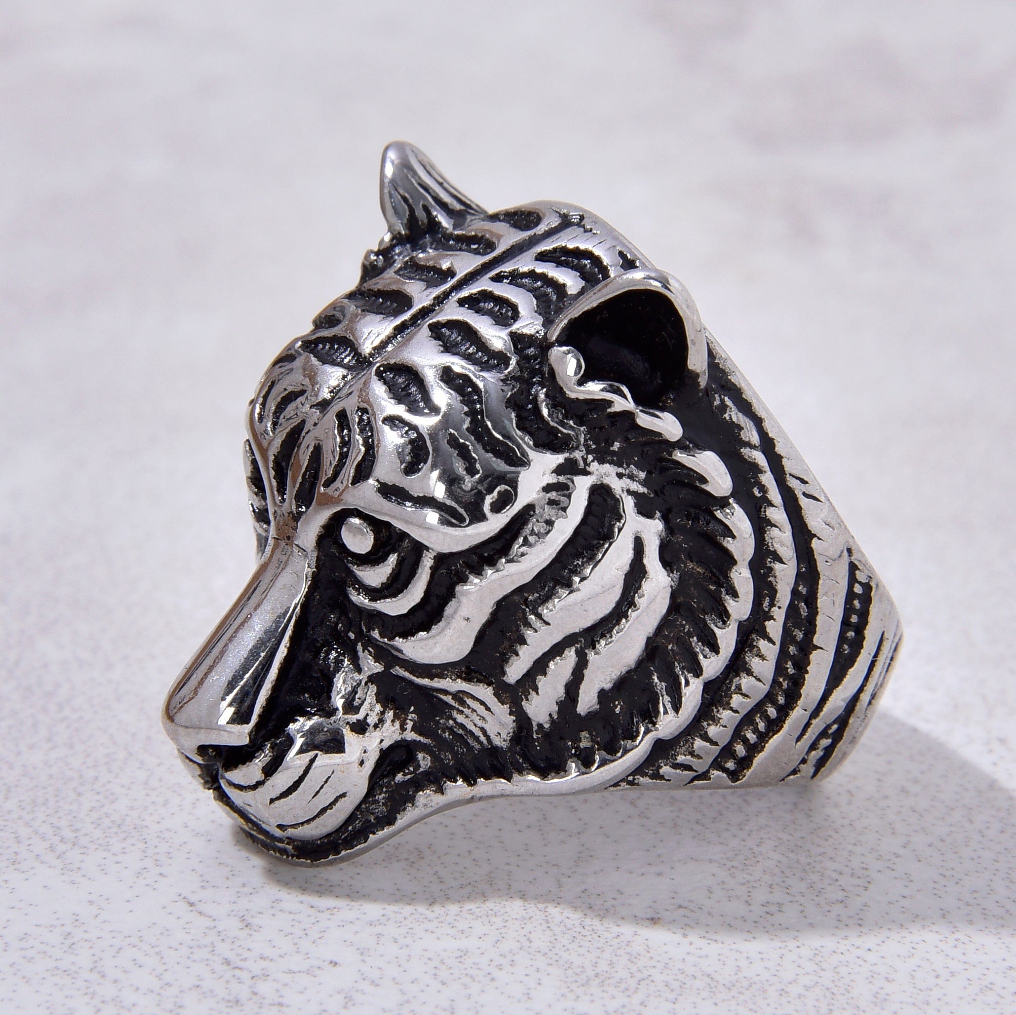 Kalifano Steel Hearts Jewelry Silver Tiger Steel Hearts Ring