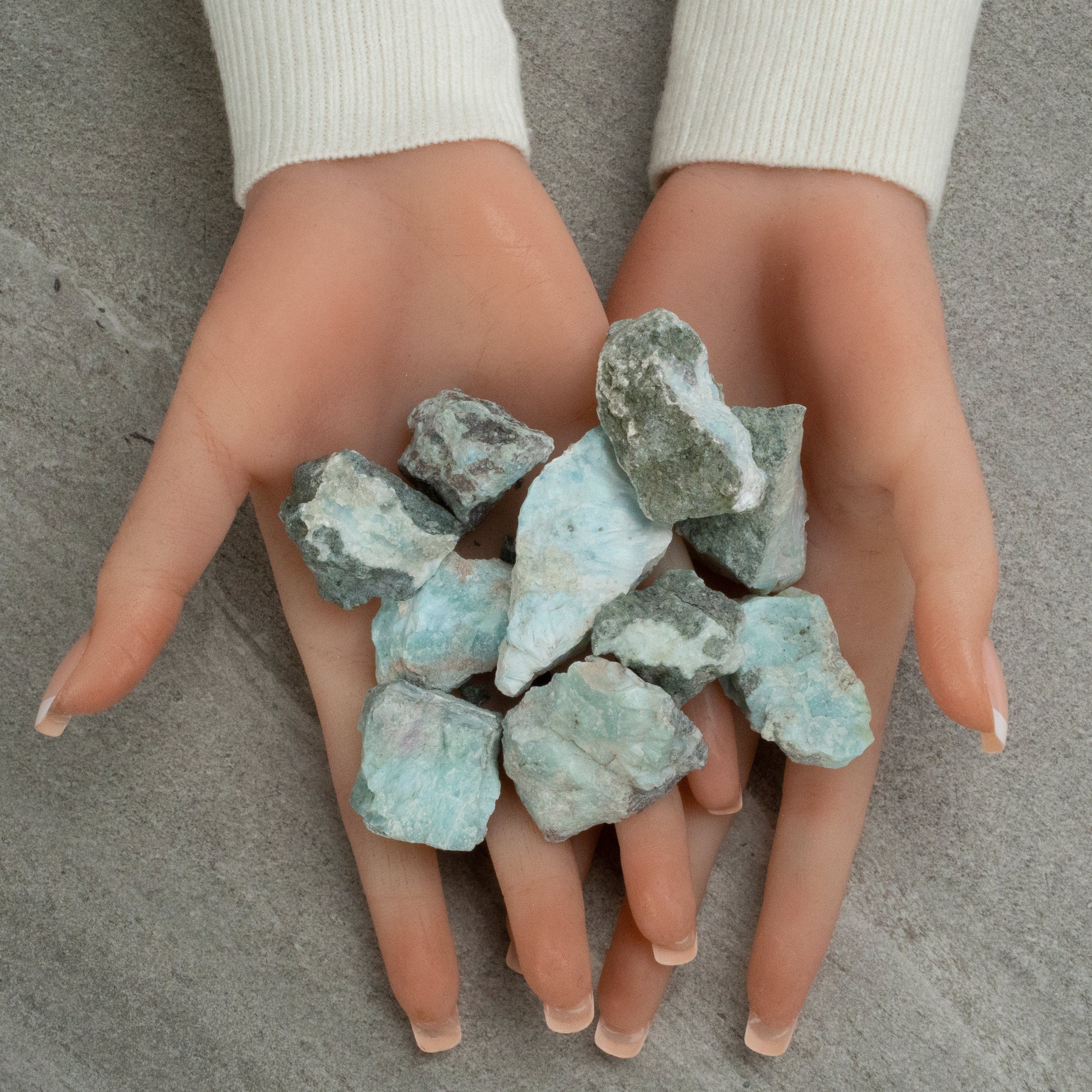 KALIFANO TUMBLED STONES Rough Larimar (10 Stone Bundle) RG-LA