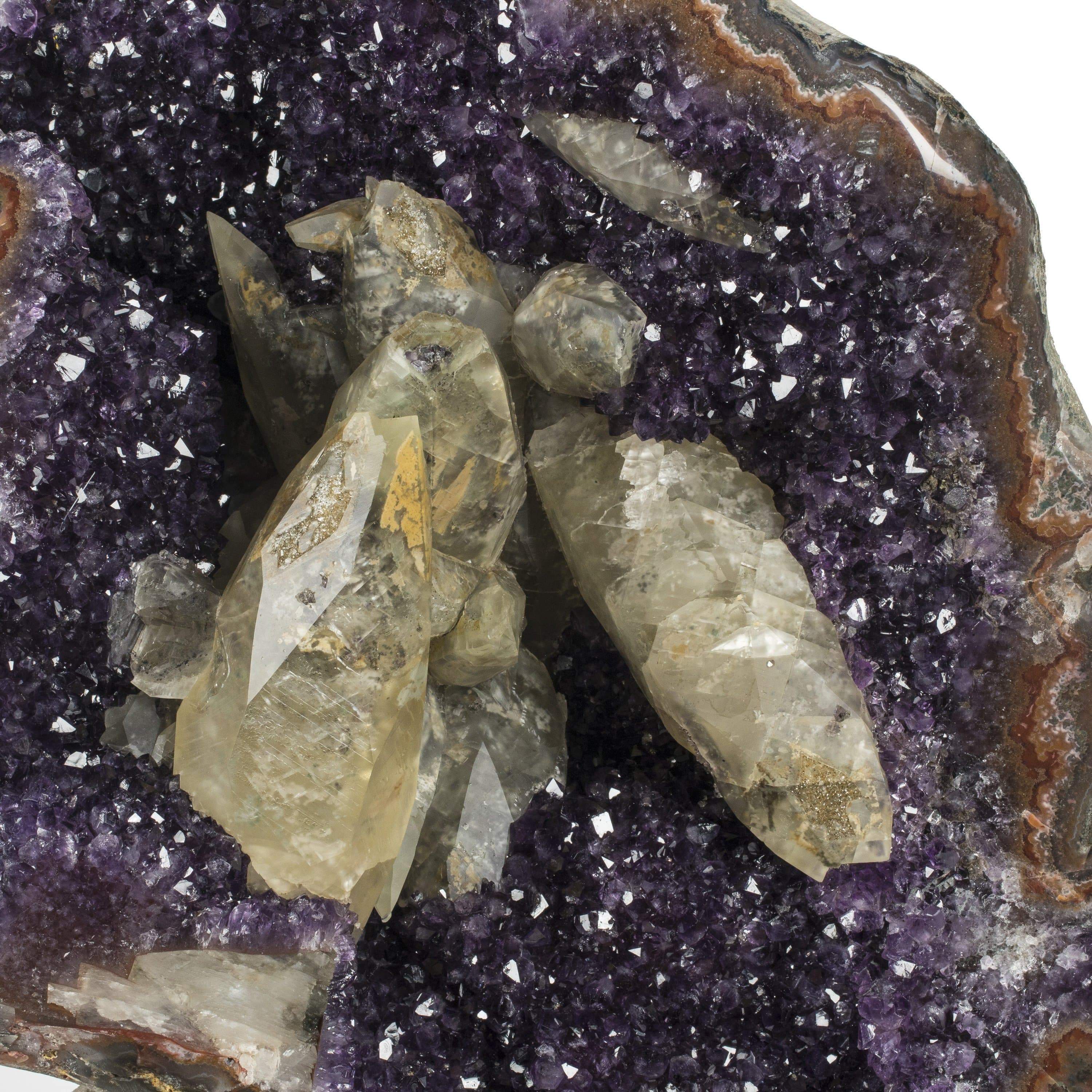 Kalifano Amethyst Natural Uruguayan Amethyst Geode with White Calcite on Custom Stand - 32 in / 37 kg UAG22000.001