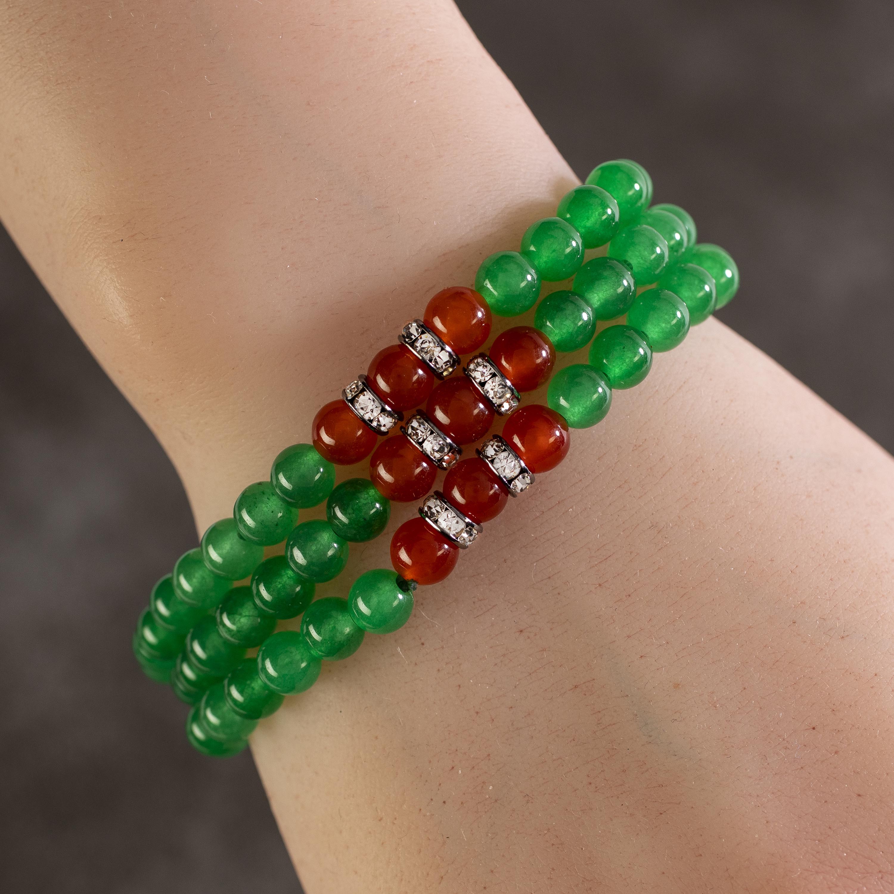 Kalifano Gemstone Bracelets Aventurine 6mm Beads with Carnelian and Silver Color Crystal Accent Beads Triple Wrap Elastic Gemstone Bracelet WHITE-BGI3-055