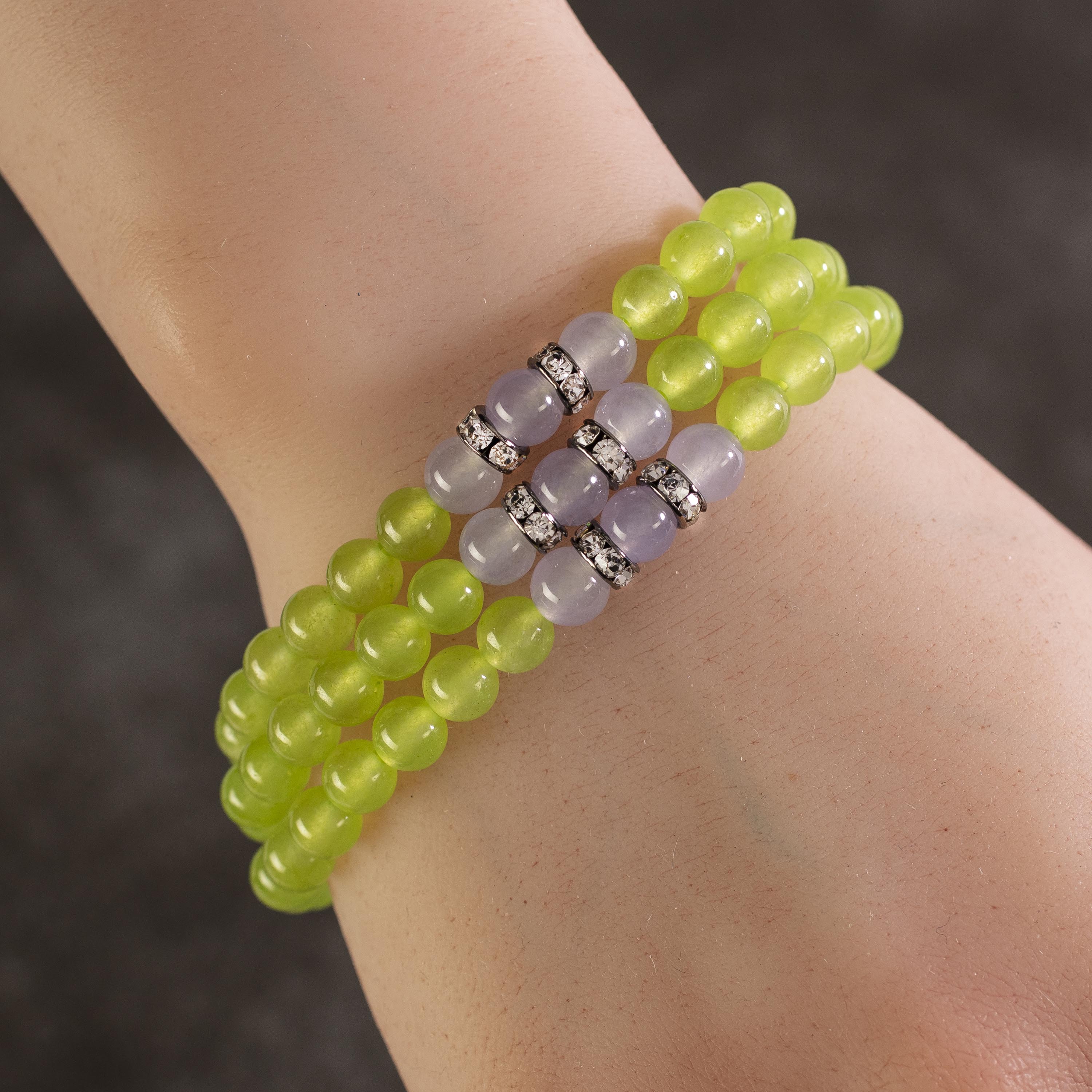 Kalifano Gemstone Bracelets Lime Green Agate 6mm Beads with Lavender Agate and Crystal Accent Beads Triple Wrap Elastic Gemstone Bracelet WHITE-BGI3-047