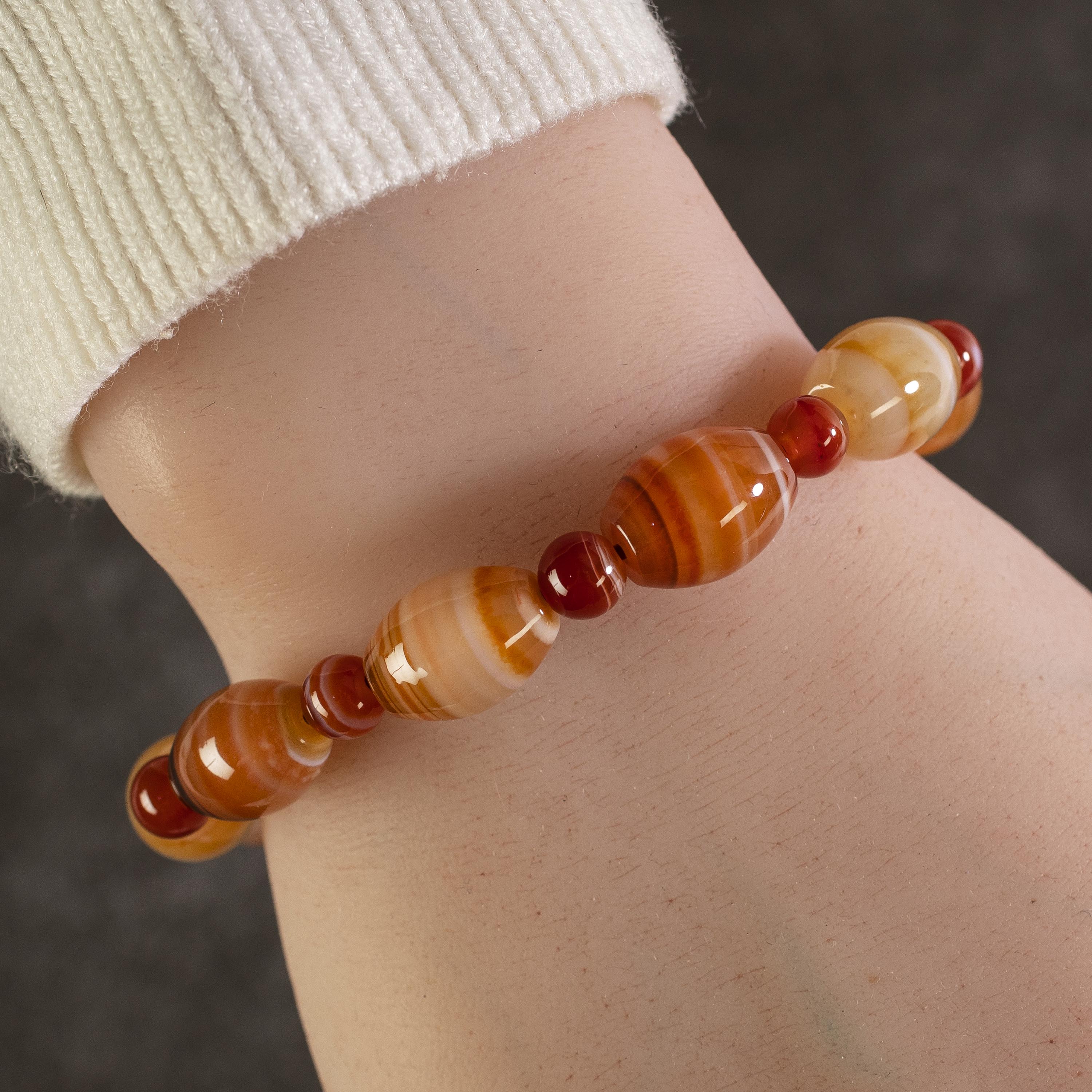 Kalifano Gemstone Bracelets Polished Banded Carnelian Gemstone Elastic Bracelet RED-BGP-016