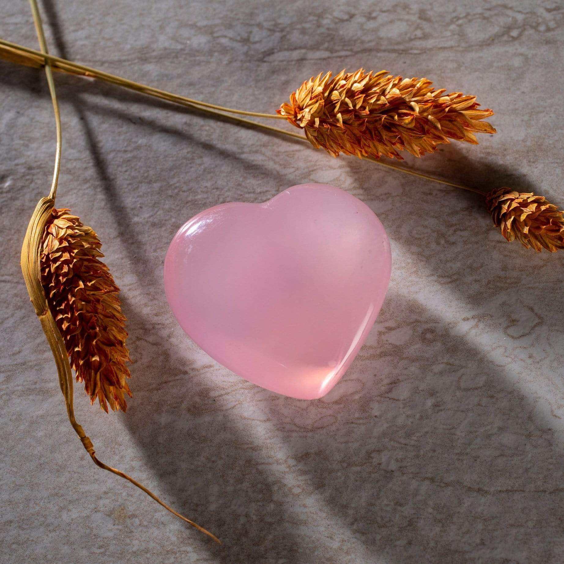 Kalifano Gemstone Carvings Natural Rose Quartz Heart Carving from Madagascar -1.5" GH40-RQ