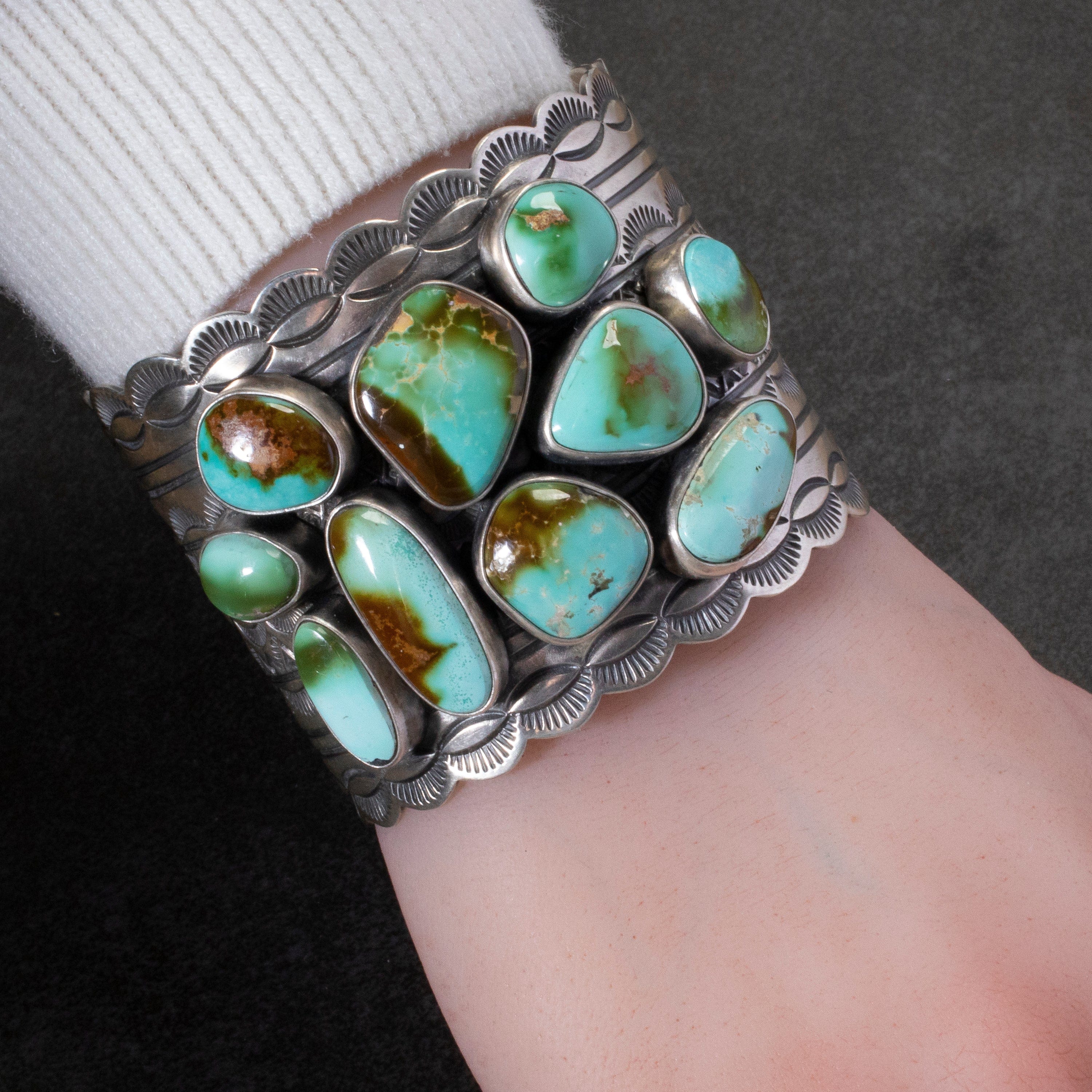 Kalifano Native American Jewelry Ray Bennett Navajo Royston Turquoise USA Native American Made 925 Sterling Silver Cuff NAB6000.002