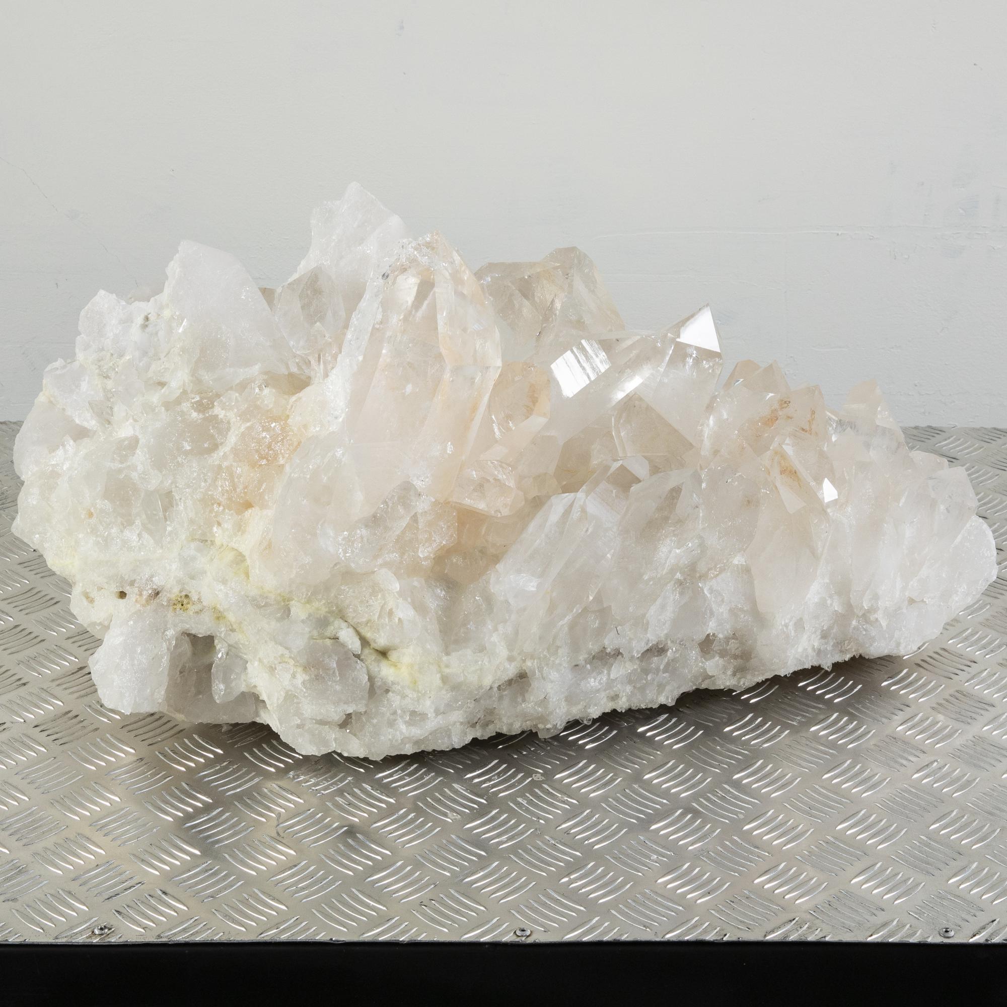 Kalifano Quartz Natural Clear Quartz Cluster from Arkansas - 27‚Äù / 250 lbs QC32000.001